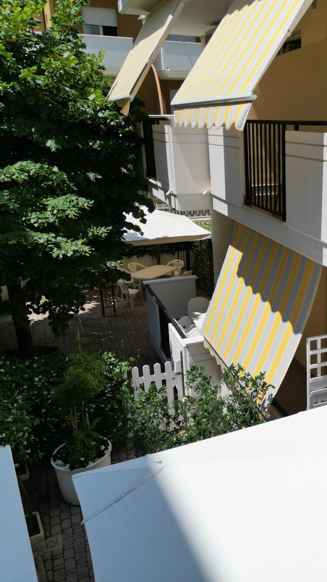 Residence Riviera Alba Adriatica Εξωτερικό φωτογραφία