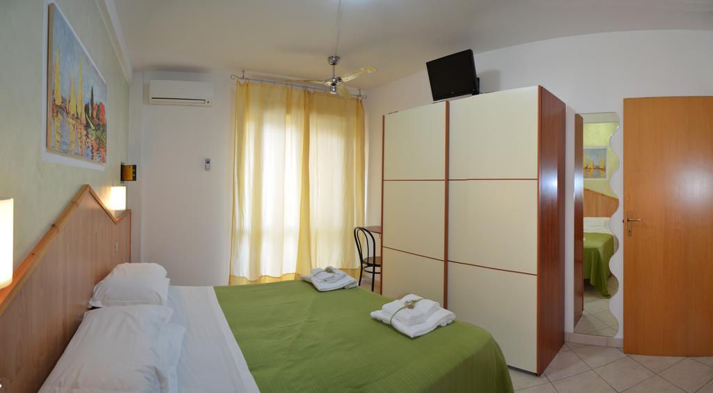 Residence Riviera Alba Adriatica Εξωτερικό φωτογραφία