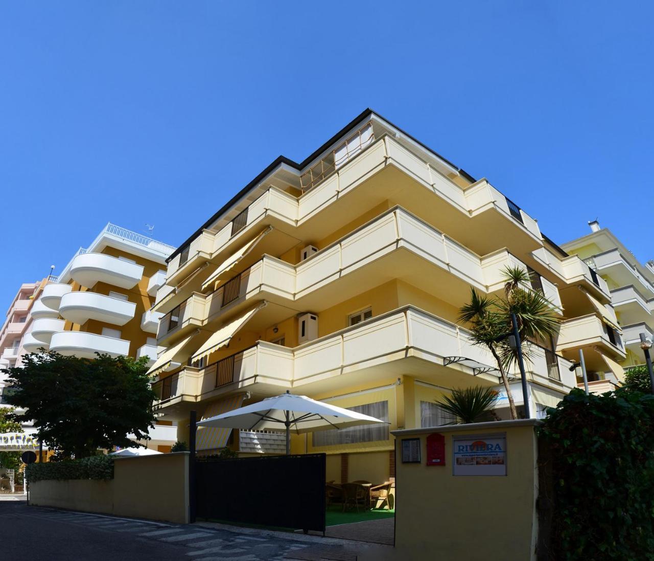 Residence Riviera Alba Adriatica Εξωτερικό φωτογραφία